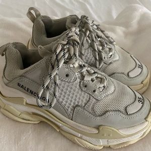 Balenciaga triple S sneakers
